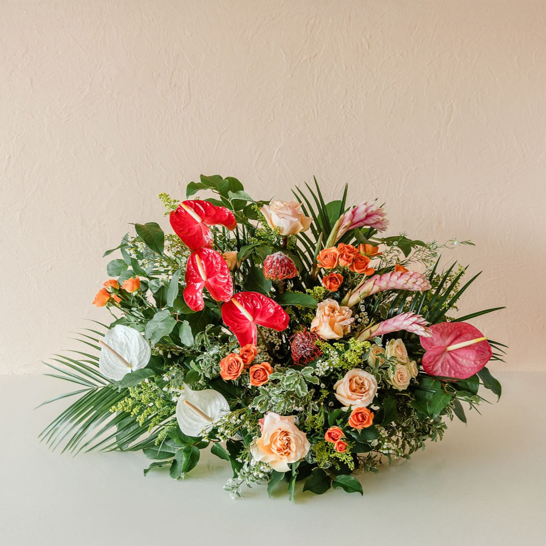 a sympathy table spray designed in  Lakewood and Columbus