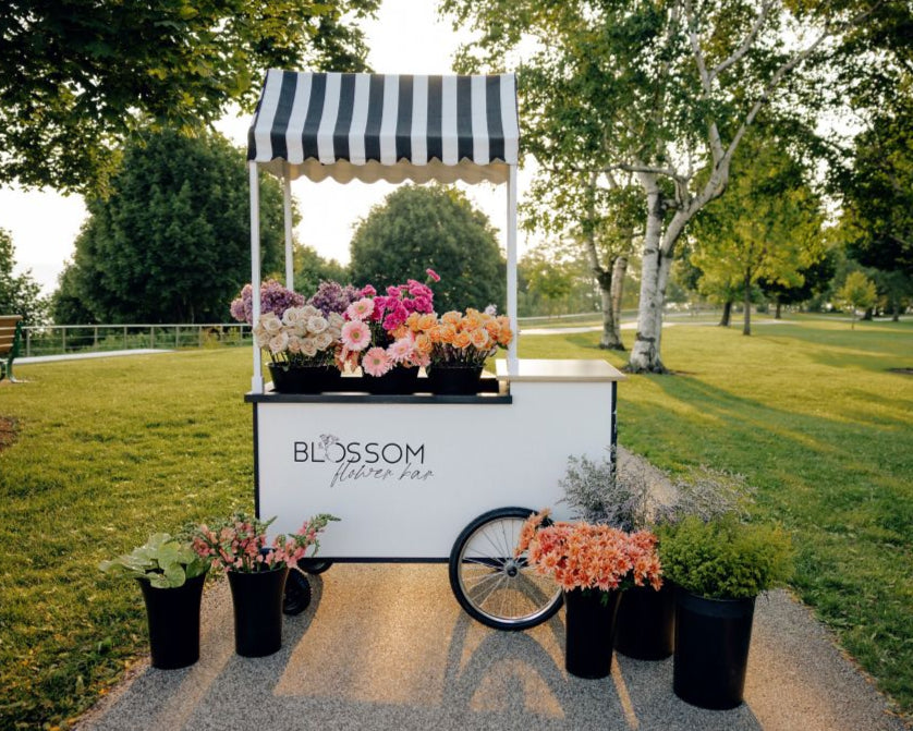 Mobile flower bar