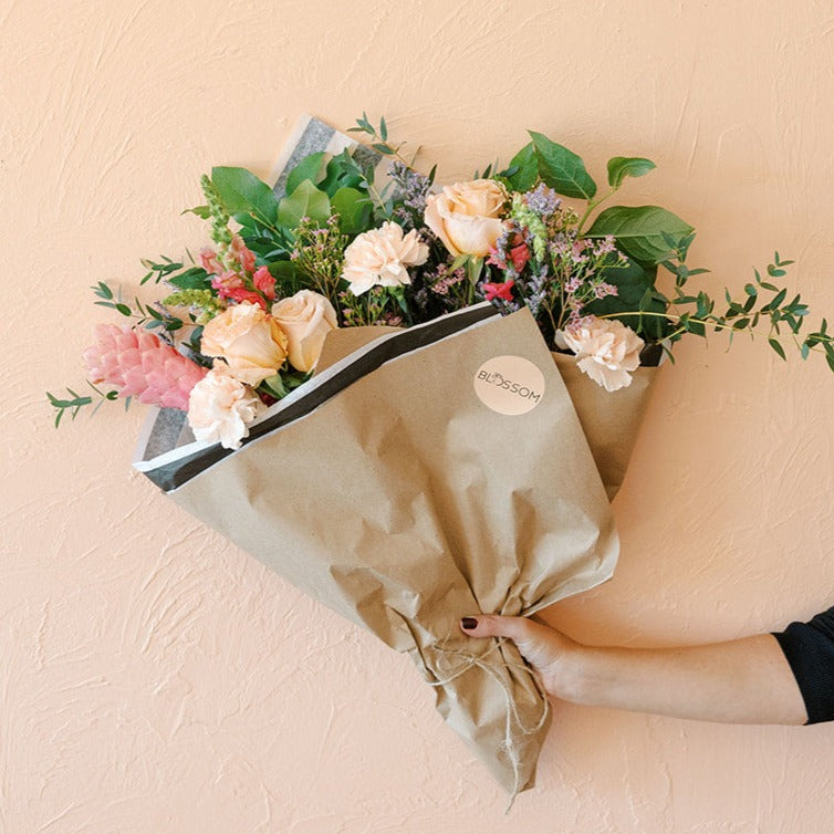 
            
                Load image into Gallery viewer, Classic Wrapped Bouquet
            
        