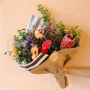 same day flower delivery available from Lakewood, Chagrin Falls and Columbus