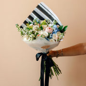 Our presentation bouquet for bridal showers, baby showers, graduations, speakers, recitals and more.