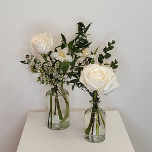 ONE Bud Vase Arrangement